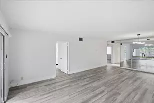 700 SW 128th Ave, Pembroke Pines, FL 33027 - Photo 19