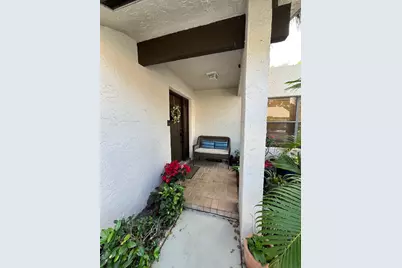 3008 Lake Shore Drive, Deerfield Beach, FL 33442 - Photo 3