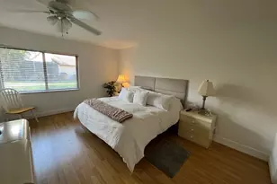 3008 Lakeshore Dr, Deerfield Beach, FL 33442 - Photo 9