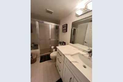 3008 Lake Shore Drive, Deerfield Beach, FL 33442 - Photo 13