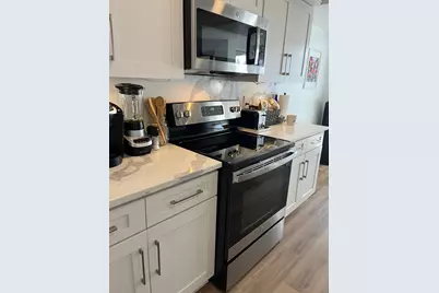 3008 Lake Shore Drive, Deerfield Beach, FL 33442 - Photo 5