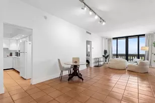 90 Edgewater Dr, Coral Gables, FL 33133 - Photo 3