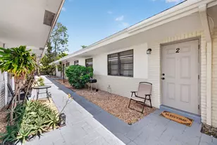 2500 SW 18th Terrace, Fort Lauderdale, FL 33315 - Photo 3