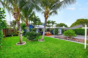 1010 Churchill Cir S, West Palm Beach, FL 33405 - Photo 1