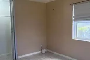 1010 Churchill Cir S, West Palm Beach, FL 33405 - Photo 11