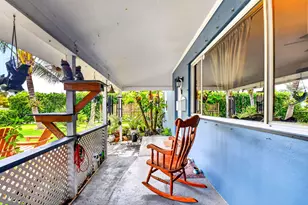 1010 Churchill Cir S, West Palm Beach, FL 33405 - Photo 5