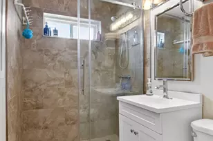 1010 Churchill Cir S, West Palm Beach, FL 33405 - Photo 13