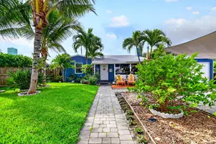 1010 Churchill Cir S, West Palm Beach, FL 33405 - Photo 1