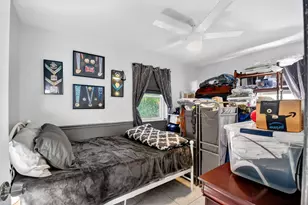 1010 Churchill Cir S, West Palm Beach, FL 33405 - Photo 19