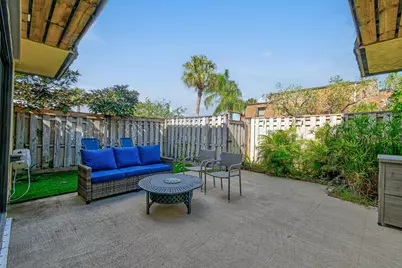 110 N Delaware Boulevard #9b, Jupiter, FL 33458 - Photo 3