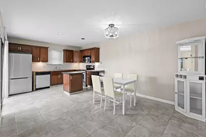 110 N Delaware Boulevard #9b, Jupiter, FL 33458 - Photo 9