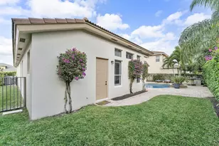 2903 Fontana Ln, Royal Palm Beach, FL 33411 - Photo 51