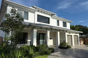 451 NW 7th Ave, Boca Raton, FL 33486 - Photo 1