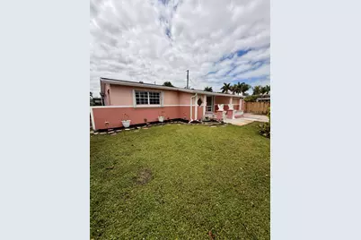 7648 Alhambra Boulevard, Miramar, FL 33023 - Photo 3