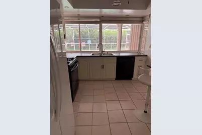 7648 Alhambra Boulevard, Miramar, FL 33023 - Photo 11