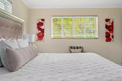 2757 NE 14th Avenue, Wilton Manors, FL 33334 - Photo 17