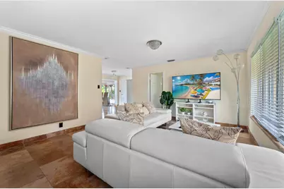 2757 NE 14th Avenue, Wilton Manors, FL 33334 - Photo 17