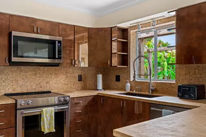 2757 NE 14th Avenue, Wilton Manors, FL 33334 - Photo 9