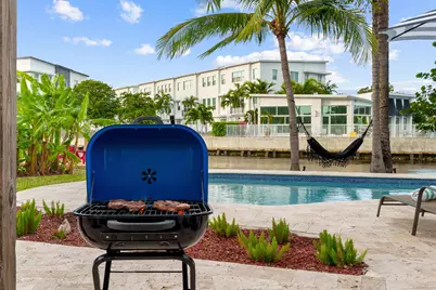 2757 NE 14th Avenue, Wilton Manors, FL 33334 - Photo 63