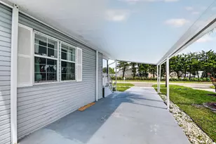 4290 Mdw Vw Dr, Boynton Beach, FL 33436 - Photo 3