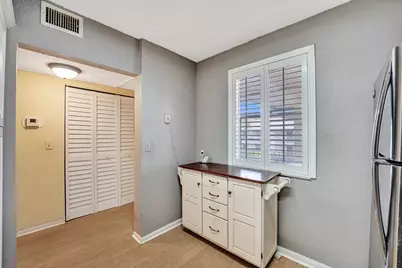 5531 Lakeside Drive #202, Margate, FL 33063 - Photo 21