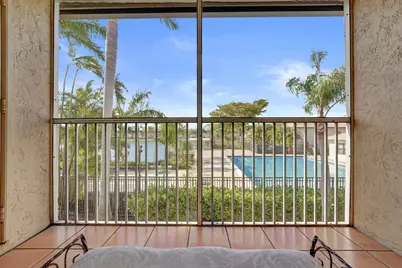 5531 Lakeside Drive #202, Margate, FL 33063 - Photo 9