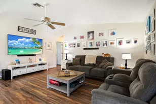 8560 NW 45th Ct, Lauderhill, FL 33351 - Photo 5