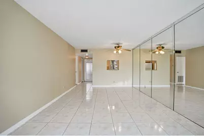 9460 Sunrise Lakes Boulevard #106, Sunrise, FL 33322 - Photo 11
