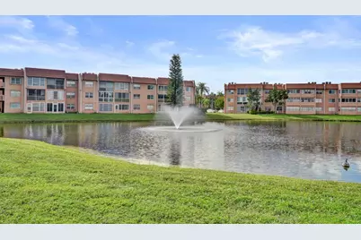 9460 Sunrise Lakes Boulevard #106, Sunrise, FL 33322 - Photo 25