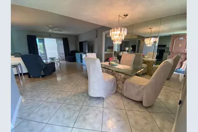 715 Lori Drive #304, Palm Springs, FL 33461 - Photo 3