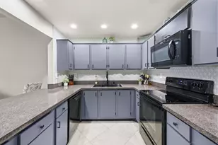 39 Bethesda Park Cir, Boynton Beach, FL 33435 - Photo 5