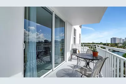 427 Golden Isles Drive #5j, Hallandale Beach, FL 33009 - Photo 27