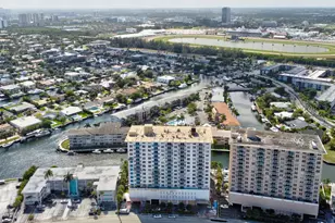 427 Golden Isles Dr, Hallandale Beach, FL 33009 - Photo 35
