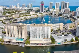427 Golden Isles Dr, Hallandale Beach, FL 33009 - Photo 37