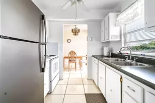 24 Golfs Edge, West Palm Beach, FL 33417 - Photo 7