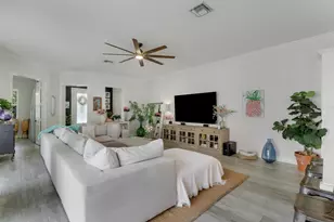 322 Marlberry Cir, Jupiter, FL 33458 - Photo 11
