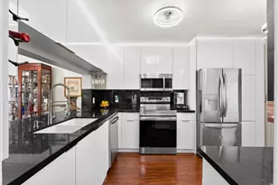 10360 NW 30th Ct, Sunrise, FL 33322 - Photo 3