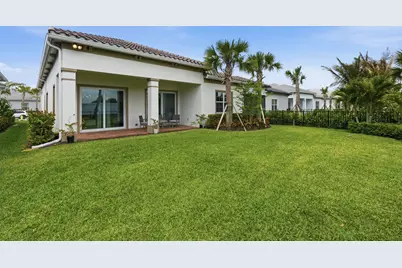 10550 Northbrook Circle, Palm Beach Gardens, FL 33412 - Photo 7