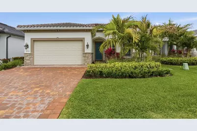 10550 Northbrook Circle, Palm Beach Gardens, FL 33412 - Photo 3