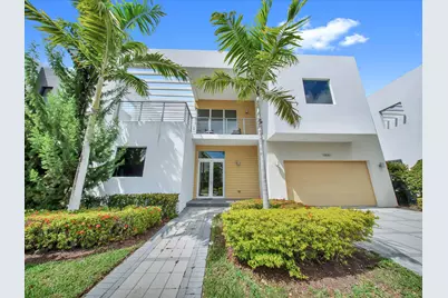 10081 NW 75th Terrace, Doral, FL 33178 - Photo 1