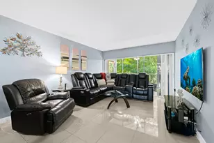 471 N Pine Island Rd, Plantation, FL 33324 - Photo 5