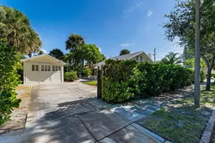 5301 N Flagler Dr, West Palm Beach, FL 33407 - Photo 31