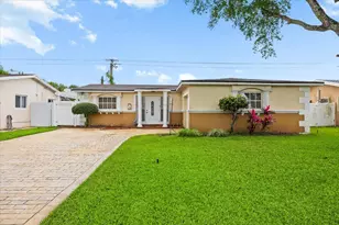 3509 Garden Ln, Miramar, FL 33023 - Photo 3