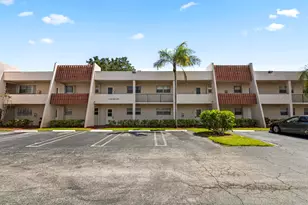 2500 Fiore Way, Delray Beach, FL 33445 - Photo 1