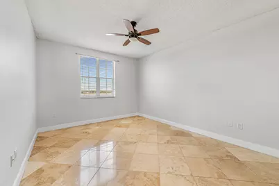 616 Clearwater Park Road #913, West Palm Beach, FL 33401 - Photo 13