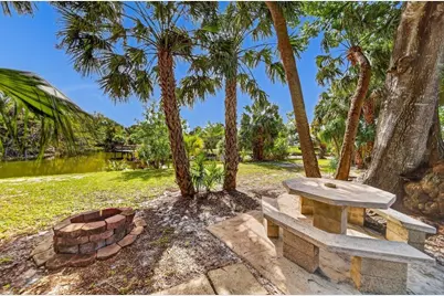 612 SE 6th Street, Stuart, FL 34994 - Photo 47