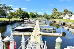 312 Hibiscus Dr, Deerfield Beach, FL 33442 - Photo 17