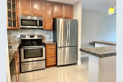 809 W Oakland Park Boulevard #J12, Oakland Park, FL 33311 - Photo 1