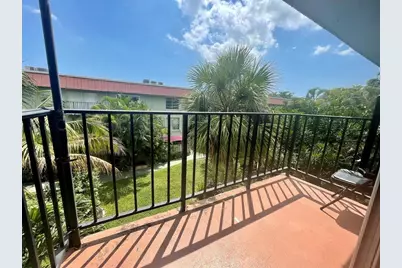 809 W Oakland Park Boulevard #J12, Oakland Park, FL 33311 - Photo 3