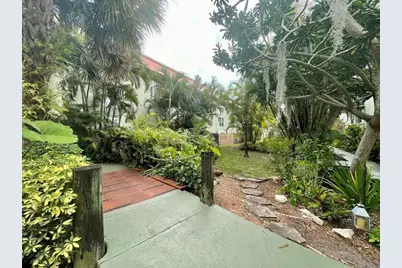 809 W Oakland Park Boulevard #J12, Oakland Park, FL 33311 - Photo 11